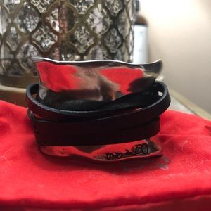 Uno de 50 Ibiza leather wrap cuff bracelet